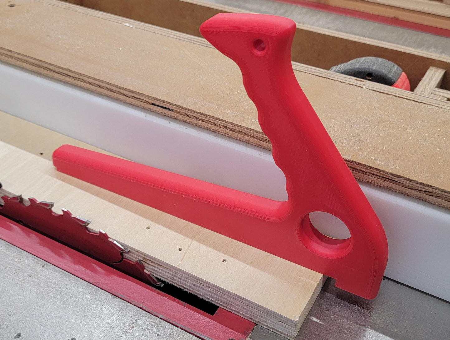 Ergonomic Pistol Grip Table Saw Push Stick