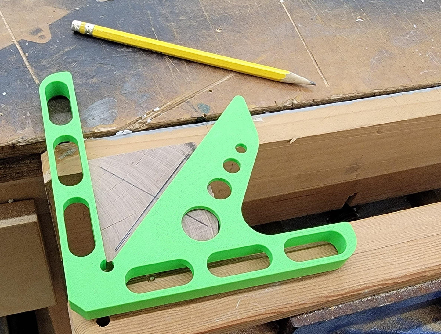 Center finder jig